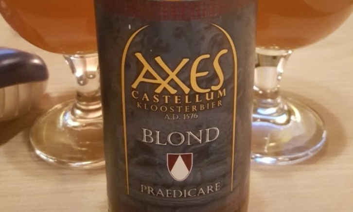 Praedicare Blond bier flesje en glazen